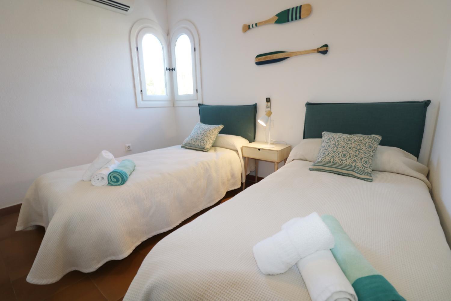 Villa Las Marinas - 4, Con Piscina Privada Y A 5 Minutos De La Playa Ареналь-д'эн-Кастель Экстерьер фото